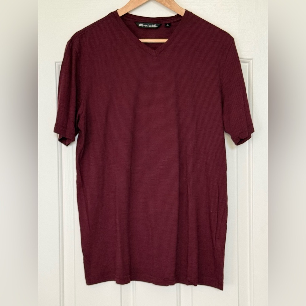 TravisMathew Men’s Maroon V-Neck Pima Cotton Tee Shirt Size Large